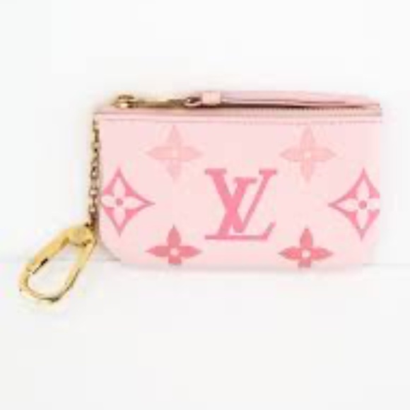 ISO pink Louis Vuitton key Pouch - Picture 2 of 2